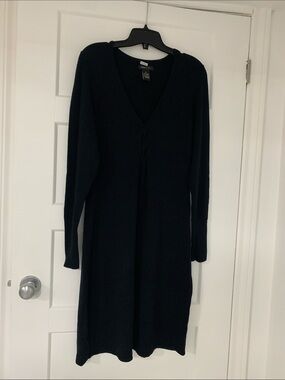 BCBGMaxAzria Black V-Neck Long Sleeve Midi Dress